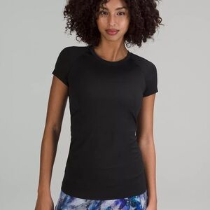 Swiftly Tech Short-Sleeve Shirt 2.0 Hip Length- size 6. Great condition!